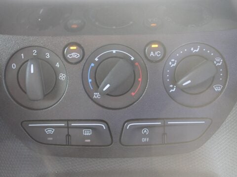 Ford Transit Connect 1.5 TDCi 200 Limited L1 H1 5dr 18