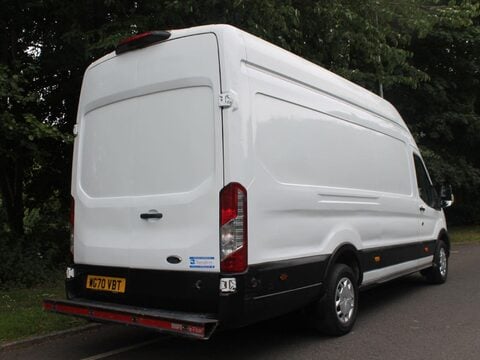 Ford Transit 2.0 350 EcoBlue Trend RWD L4 H3 Euro 6 (s/s) 5dr 3