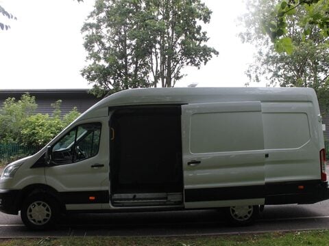 Ford Transit 2.0 350 EcoBlue Trend RWD L4 H3 Euro 6 (s/s) 5dr 6