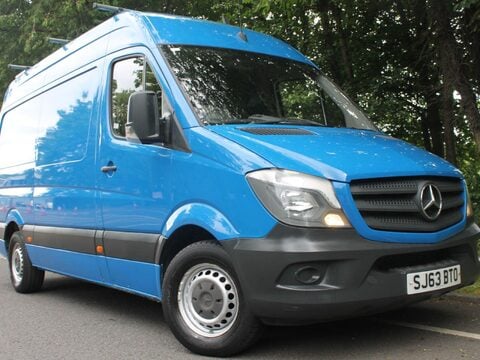 Mercedes-Benz Sprinter 2.1 313 CDi RWD L2 4dr 1
