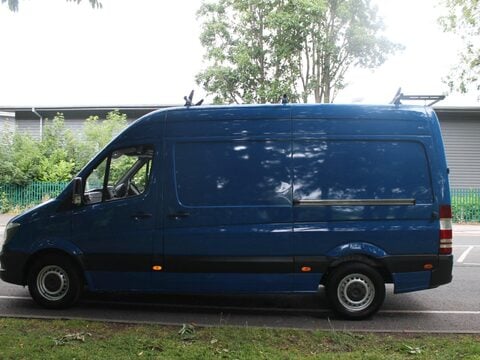 Mercedes-Benz Sprinter 2.1 313 CDi RWD L2 4dr 8