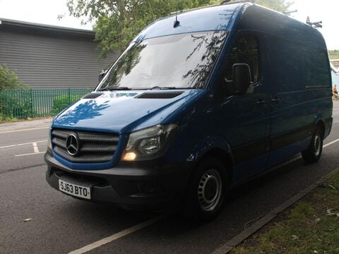 Mercedes-Benz Sprinter 2.1 313 CDi RWD L2 4dr 9