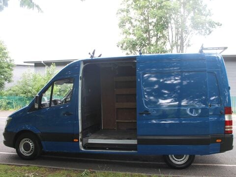 Mercedes-Benz Sprinter 2.1 313 CDi RWD L2 4dr 10