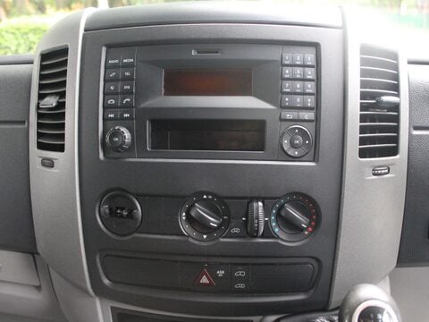 Mercedes-Benz Sprinter 2.1 313 CDi RWD L2 4dr 18