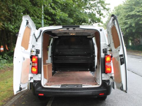Vauxhall Vivaro 1.5 Turbo D 2900 Dynamic L2 H1 Euro 6 (s/s) 6dr 10