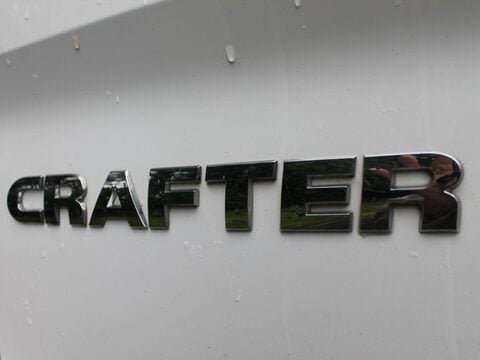 Volkswagen Crafter 2.0 TDI CR35 Trendline FWD LWB High Roof Euro 6 (s/s) 5dr 13