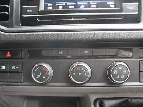 Volkswagen Crafter 2.0 TDI CR35 Trendline FWD LWB High Roof Euro 6 (s/s) 5dr 31