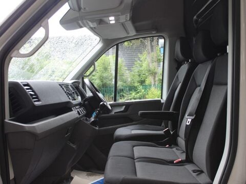 Volkswagen Crafter 2.0 TDI CR35 Trendline FWD LWB High Roof Euro 6 (s/s) 5dr 21