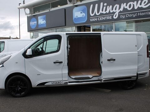 Vauxhall Vivaro 1.6 CDTi 2900 BiTurbo ecoTEC Limited Edition Nav L2 H1 Euro 6 (s/s) 5dr 11