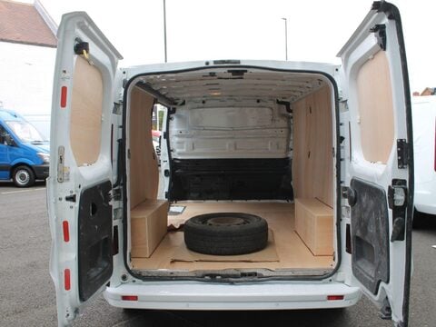 Vauxhall Vivaro 1.6 CDTi 2900 BiTurbo ecoTEC Limited Edition Nav L2 H1 Euro 6 (s/s) 5dr 12