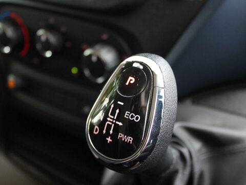 Iveco Daily 2.3D HPI 12V 35S 3520 MWB H1 Euro 6 (s/s) 5dr 19