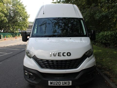 Iveco Daily 2.3D HPI 12V 35S 3520 MWB H1 Euro 6 (s/s) 5dr 8
