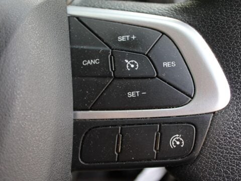 Iveco Daily 2.3D HPI 12V 35S 3520 MWB H1 Euro 6 (s/s) 5dr 22