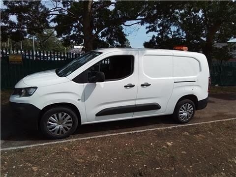Peugeot Partner 1.5 BlueHDi 950 Professional Long Panel Van LWB Euro 6 (s/s) 6dr 6