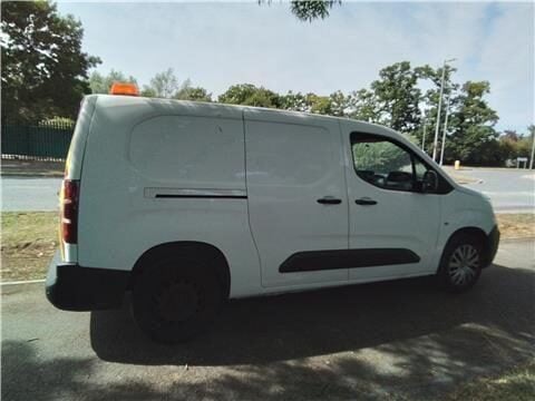 Peugeot Partner 1.5 BlueHDi 950 Professional Long Panel Van LWB Euro 6 (s/s) 6dr 10