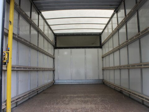 Mercedes-Benz Sprinter 2.1 316 CDI RWD L3 Euro 6 2dr 27