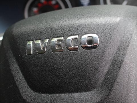 Iveco Daily 2.3D HPI 12V 35S 3520 MWB H1 Euro 6 (s/s) 5dr 23