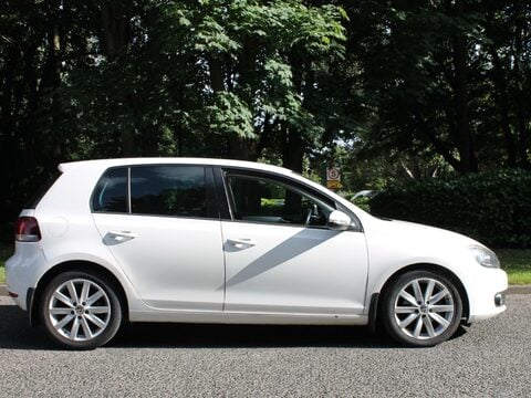 Volkswagen Golf 2.0 TDI BlueMotion Tech GT Euro 5 (s/s) 5dr 2