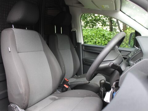 Volkswagen Caddy 1.0 TSI C20 BlueMotion Tech Startline SWB Euro 6 (s/s) 5dr 16