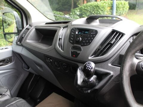 Ford Transit 2.2 TDCi 350 RWD L3 H3 Euro 5 5dr 18