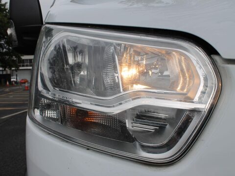 Ford Transit 2.2 TDCi 350 RWD L3 H3 Euro 5 5dr 9