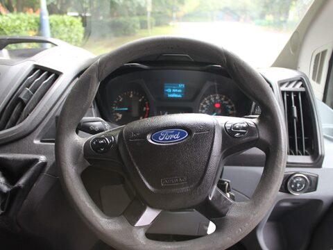 Ford Transit 2.2 TDCi 350 RWD L3 H2 Euro 5 5dr 32