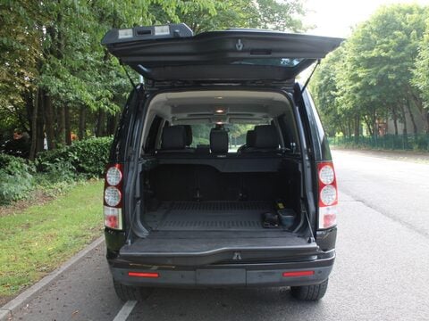 Land Rover Discovery 3.0 SD V6 HSE Auto 4WD Euro 5 5dr 15