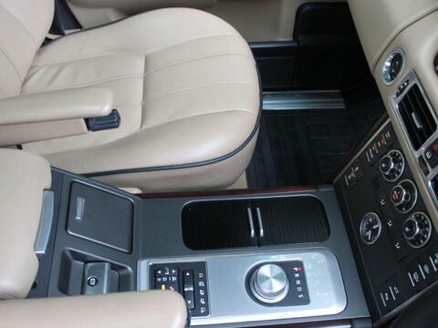 Land Rover Range Rover 4.4 TD V8 Vogue Auto 4WD Euro 5 5dr 26