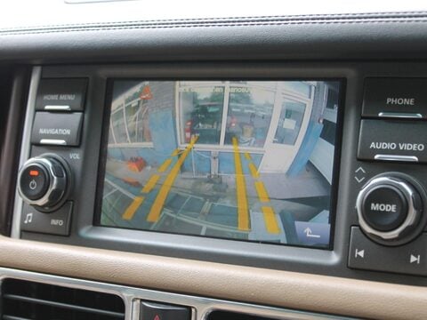 Land Rover Range Rover 4.4 TD V8 Vogue Auto 4WD Euro 5 5dr 40