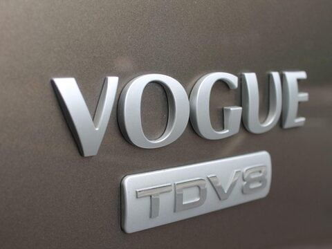 Land Rover Range Rover 4.4 TD V8 Vogue Auto 4WD Euro 5 5dr 9