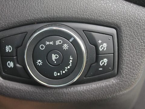 Ford Transit Connect 1.5 TDCi 200 Limited L1 H1 5dr 12