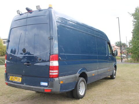 Mercedes-Benz Sprinter 2.1 516 CDi RWD L2 4dr 3