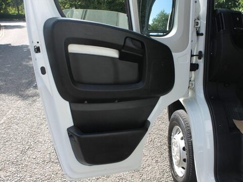 Citroen Relay 2.2 BlueHDi 35 Enterprise L2 High Roof Euro 6 (s/s) 5dr 12