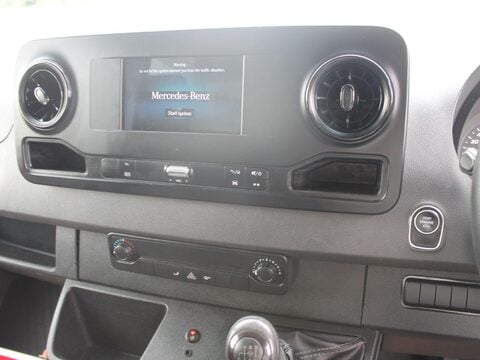 Mercedes-Benz Sprinter 2.1 314 CDI RWD L2 Euro 6 2dr 17