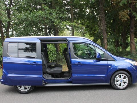 Ford Grand Tourneo Connect 1.6 TDCi Titanium Euro 5 5dr 10