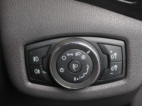 Ford Grand Tourneo Connect 1.6 TDCi Titanium Euro 5 5dr 17