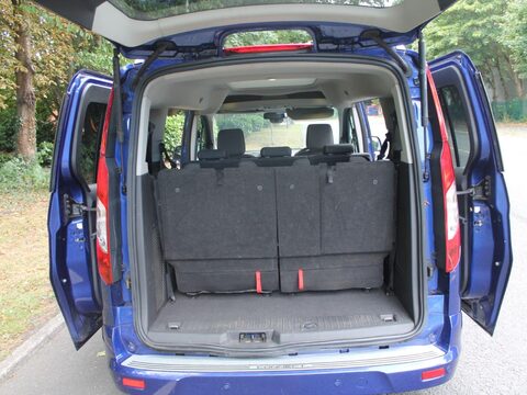 Ford Grand Tourneo Connect 1.6 TDCi Titanium Euro 5 5dr 12