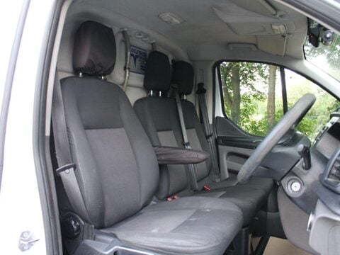 Ford Transit Custom 2.0 300 EcoBlue L2 H2 Euro 6 5dr 11