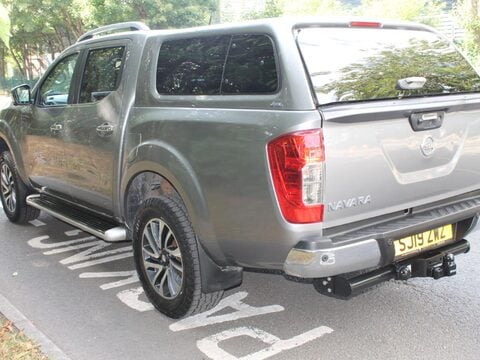 Nissan Navara 2.3 dCi Tekna 4WD Euro 6 (s/s) 4dr 5