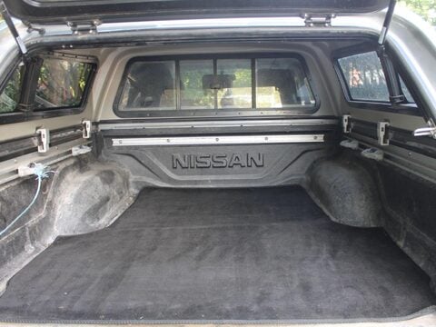 Nissan Navara 2.3 dCi Tekna 4WD Euro 6 (s/s) 4dr 13