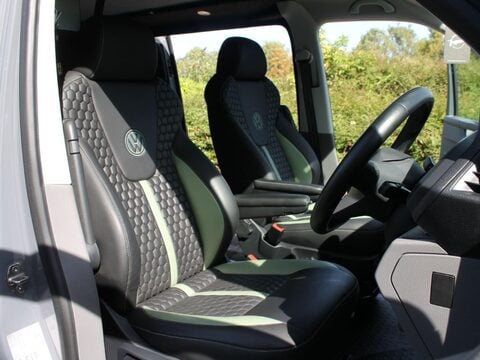 Volkswagen Transporter 2.0 TDI T28 Startline FWD SWB Euro 6 (s/s) 5dr 24