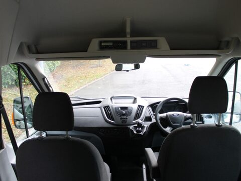 Ford Transit 2.2 TDCi 460 HDT L4 H3 4dr (18 seats) 13
