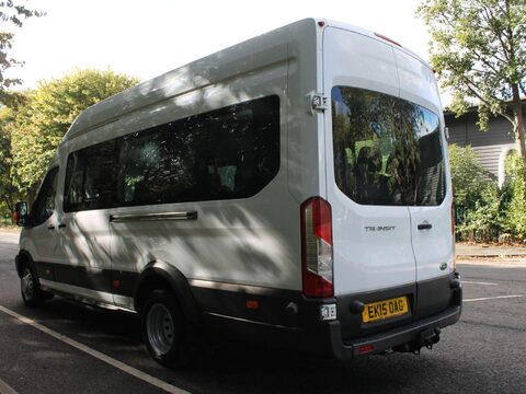 Ford Transit 2.2 TDCi 460 HDT L4 H3 4dr (18 seats) 5