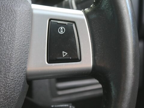 Chrysler 300C 3.0 CRD V6 LUX 5dr 32