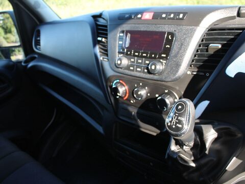 Iveco Daily 2.3D HPI 14V Business 35S 3520L MWB H3 Euro 6 (s/s) 5dr 19