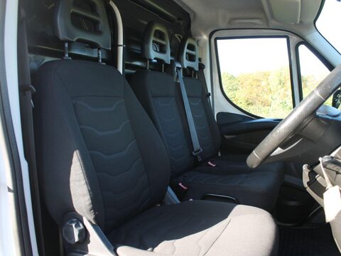 Iveco Daily 2.3D HPI 14V Business 35S 3520L MWB H3 Euro 6 (s/s) 5dr 16