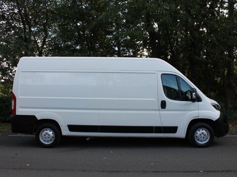 Peugeot Boxer 2.0 BlueHDi 335 Professional L3 H2 Euro 6 5dr 2