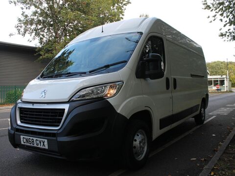 Peugeot Boxer 2.0 BlueHDi 335 Professional L3 H2 Euro 6 5dr 7