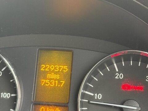 Mercedes-Benz Sprinter 2.1 314 CDi RWD L2 5dr 7