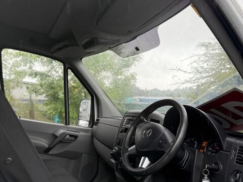Mercedes-Benz Sprinter 2.1 314 CDi RWD L2 5dr 6
